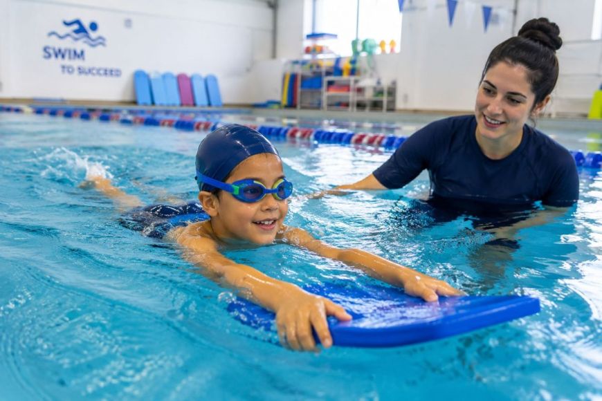 signs your child is ready to move to the next swim level in north york